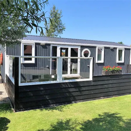 Charme Logies Wad Zout 't Chalet Westerland